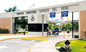 Una de las 25 mejores de latinoamérica y la única. Hay Una Caja 2 En La Universidad Catolica Diario Uno