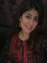 Zainab Qureshi (@zee_que2) • Instagram photos and videos