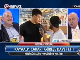 • sinan engin'den yusuf yızıcı'ya büyük övgü.trabzonsporlu futbolcunun son zamanlarda gösterdiği performansa hayran kalan sinan engin, yusuf yazıcı'nın kendisini geliştirmesi halinde 2. Sinan Engin Milli Guresci Riza Kayaalp E Meydan Okudu Izle
