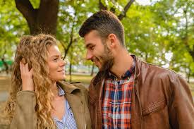 Amusingly, there seem to be two contradictory misconceptions about dating apps: 12 Best Flirting Apps That Spice Up Your Love Life