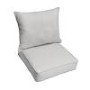Replacement cushion includes 1 seat cushion. 1