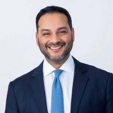 Jennifer Wainwright (@Jenrobwain)