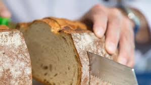 Friss Dich Dumm Brot Von Diesem Brot Bekommen Sie Nicht Genug In 2020 Brot Backen Brot Backen Einfach Brot Backen Rezept Einfach