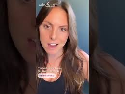 What Do Feathers Symbolize Spiritually By Color, Shape + Origin?