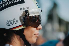 Touch down in Wollongong, and the place is buzzing. There's no race like a  home race 💚💛 📸 @t100triathlon @jamesmitchell5