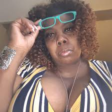 Excellence continues in the Bulldog Nation and is barking loud at HCHS. We  are pleased to announce this year's Class of 2025 Valedictorian, Mariyah  Davis and Salutatorian, Jamiya Ficklin. These ladies exude