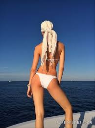 Check out our nicola peltz selection for the very best in unique or custom, handmade pieces from our mugs shops. Nicola Peltz Sexy Selfie And Bikini Photoshoot Nucelebs Com