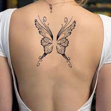 Pin De Juliana Klein En Tattoo En 2020 Tatuajes De Mariposas En La Espalda Mariposa Tatuaje Tatuajes Delicados Femeninos