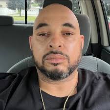 ashlee.almonte On Threads