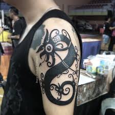 Many youngsters and adults, boys, girls, men and women both of iban origin and from other ethnicities seem to be obsessed with tattoos. Kenarau3 Instagram Posts Gramho Com