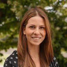 Alyssa Bonelli's Instagram, Twitter & Facebook