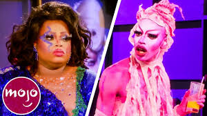 See what happens behind the scenes when the queens let their tucks breathe. Top 10 Untucked Moments From Rupaul Season 11 Watchmojo Com