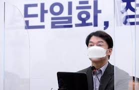 국민의당 안철수 대표와 무소속 금태섭 전 의원이 국민의힘 서울시장 보궐선거 공동선거대책위원장을 맡게 됐다. ì•ˆì² ìˆ˜ ê¸ˆíƒœì„­ ì œì•ˆ ìˆ˜ë½ å®‰ ç´ ì œ3ì§€ëŒ€ ê²½ì„ í‚¤ë¡œ ì•„ì£¼ê²½ì œ