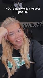 Victoria Stamper's Instagram, Twitter & Facebook