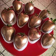 Birthdays, anniversaries, new babies, and all occasions in between are a little bit sweeter when. Mommy Cakes By Evette Rose Gold Chocolate Covered Strawberries Facebook