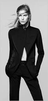 When the line first before partnering with uniqlo, sander, colloquially dubbed the queen of less by the times, wasn't. Jil Sander Bathes In The Glow Of Uniqlo The New York Times