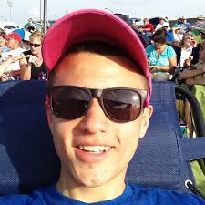 Stream Elliot Lam music