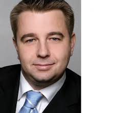 Etailment-Klassiker: Wenn der Adler-Kunde lieber mit Menschen sprechen will