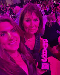 FIONA MOSS (@fionamoss_) • Instagram photos and videos