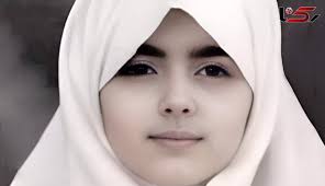 این دختر محجبه در جوانی برهنه ترین مدلی ایران شد !  محاله حدس بزنید کیست  ؟! +