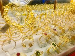 Maybe you would like to learn more about one of these? Gia Vang Hom Nay 5 8 Cáº¯m Ä'áº§u Xuá»'ng Ä'ay Sau Phut ThÄƒng Hoa
