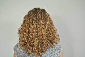 If you have thick hair and a long face shape this wig will look even nicer on you. How 3a Curls Change With Length Justcurly Com