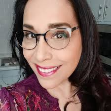 In The Kitchen With The CBD Recipe Guru: More Than 60 Delicious Foods  Without the High: Rae, Stacy: 9781956193190: Amazon.com: Books