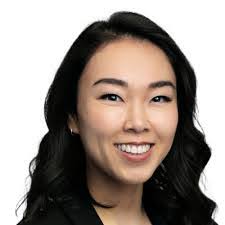 Stephany Lee's Instagram, Twitter & Facebook