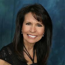 La Huera: A Story of Love, Faith and Hope: Richards, Ms Frankie Mae:  9781478127505: Amazon.com: Books