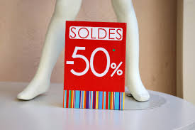 Pré soldes hiver 2019 chez etam : Les Soldes D Ete 2020 Pourraient Etre Reportes Et Allonges