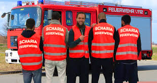 Oktober 1980 in mönchengladbach ), auch bekannt unter dem pseudonym abu adam ( arabisch ابو آدم ), ist ein deutscher ehemaliger islamistischer prediger und aktivist. Scharia Polizei Grundet Freiwillige Feuerwehr Noktara De