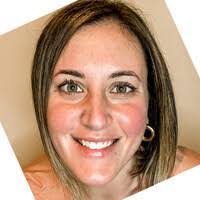 Elizabeth Surman's Instagram, Twitter & Facebook