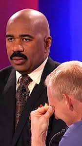 Bad 1st round. Can David come back and score 20 BIG ONES?? 💸🤑💸  #FamilyFeud #SteveHarvey