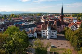 Emmendingen is the capital of the rural district with the same name. Stadt Emmendingen Grosse Kreisstadt Reise Idee Verlag