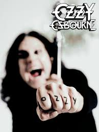 OZZY OSBOURNE: causa un incendio in casa sua cucinando un panino al bacon