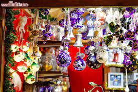 15.66% of people who visit montecatini terme include casa di babbo natale in their plan. La Casa E Il Villaggio Di Babbo Natale A Montecatini Terme Date 2019 2020