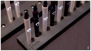 La vapeur générée par une cigarette électronique est bien moins nocive pour l'organisme que la fumée du tabac. Tabagisme Ploom La Nouvelle Cigarette A Nocivite Reduite L Est Elle Vraiment