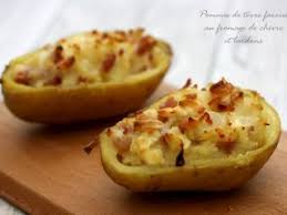 Pommes De Terres Farcies Au Roquefort Recette Ptitchef Recette Pommes De Terre Farcies Recette Pomme De Terre Pommes De Terre Farcis Au Four