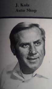 A page straight out of the '93 yearbook when asked about my favorite class.  In the eloquent words of me as a high school senior, "He makes class  interesting and fun"..... This