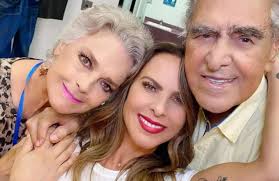 자신만의 방식으로 성공한 19세 이상의 연예인 엄마들 (1부) : 네이버 블로그