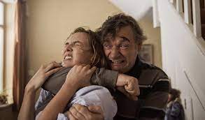 Perlu kamu ketahui jika tak semua mimpi bersetubuh dengan orang tak. 12 Arti Mimpi Membunuh Orang Posciety