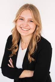 Tunishia Pratt's Instagram, Twitter & Facebook