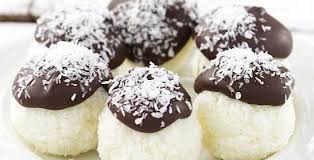 Desserts A Moins De 5 Ingredients Archives Culture Crunch En 2020 Boules Coco Recette Biscuit Sable Macaron Coco