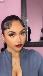 Hello, I am a professional makeup artist with six years of experience, and  I have recently relocated to Dallas, where I am eager to collaborate with  photographers and models to establish and