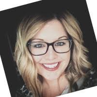 Kate Baird's Instagram, Twitter & Facebook