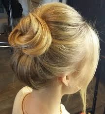 Curly hair texture is an apt fit here. Top 10 Wedding Hairstyles For Thin Hair I Fashion Styles
