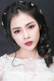 Đầu xuân phái đẹp đua nhau nâng mũi lộc tài