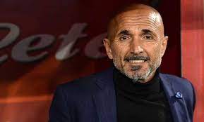 Salutato gennaro gattuso che nella giornata di ieri è passato in via ufficiale alle fiorentina, in casa napoli è caccia aperta al futuro tecnico che si siederà. Il Mattino De Laurentiis Chiama Spalletti Il Tecnico E Risentito