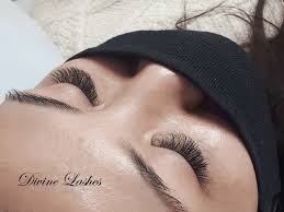 Next, move on to applying eyeliner. Can You Wear Eyeliner With Eyelash Extensions How To Apply Safely