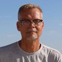 20+ "Richard Vaughn" profiles